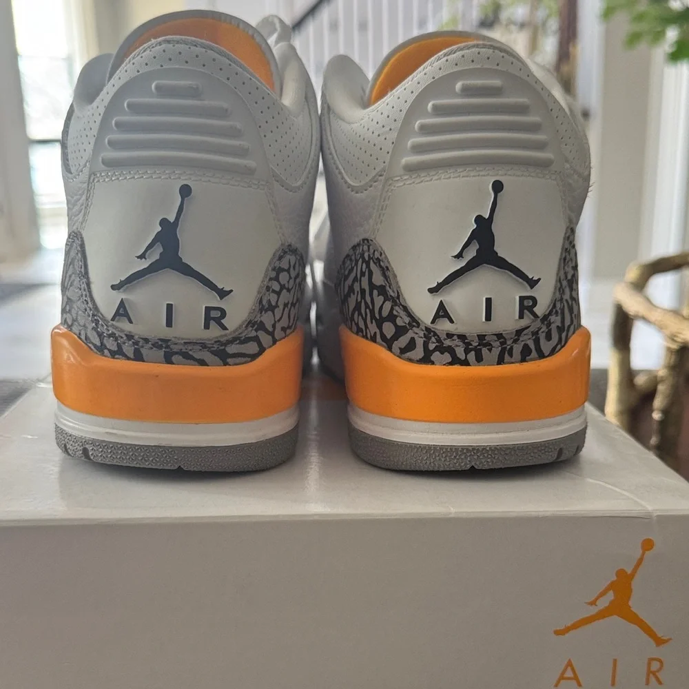 Nike White & Orange Retro Basketball Sneakers with Elephant Print - Picture 5 of 5